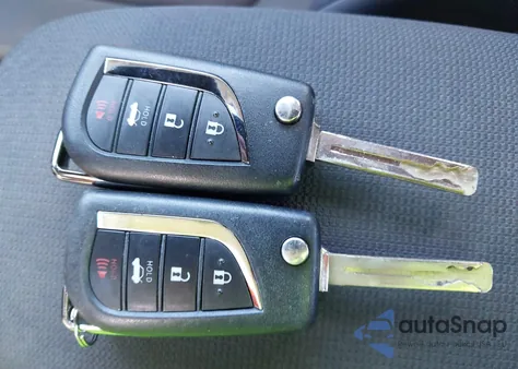 2020 Toyota Corolla Le z USA, uszkodzony, nr VIN 5YFEPRAE1LP060718